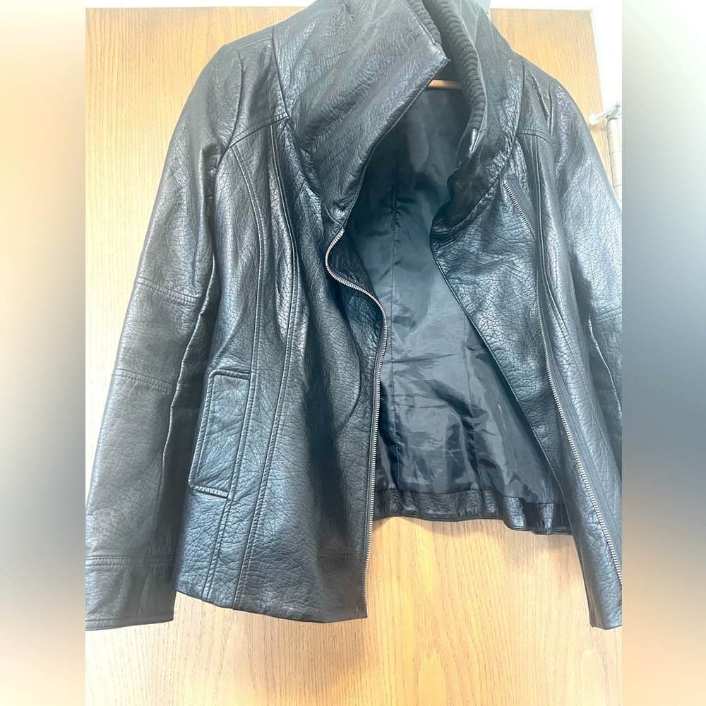 RICKIS Black Faux leather ladies spring jacket size 8 Medium short coat - Picture 8 of 11